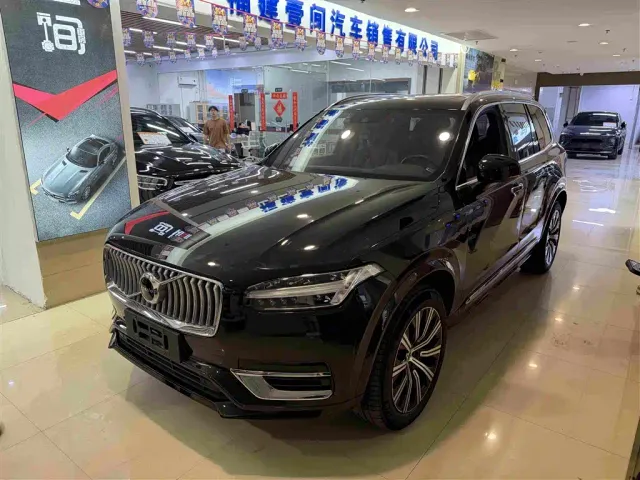 Фотография автомобиля — Volvo XC90
