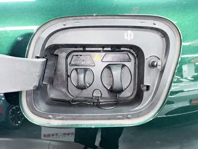 Leapmotor C10 — Фото автомобиля 14