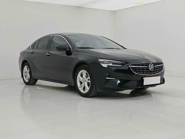 Buick Regal — Фото автомобиля 2