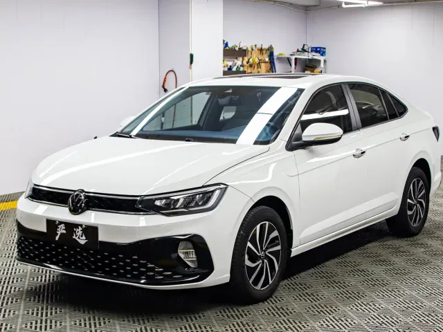 Фотография автомобиля — Volkswagen Lavida