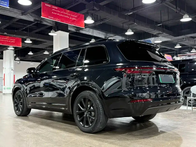 Li Auto ONE — Фото автомобиля 7