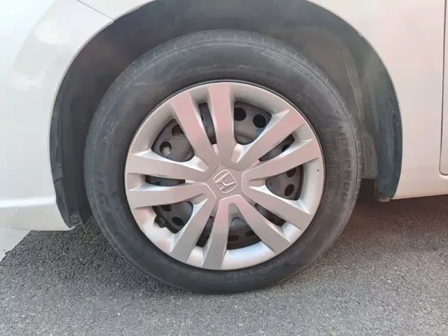 Honda Fit — Фото автомобиля 22