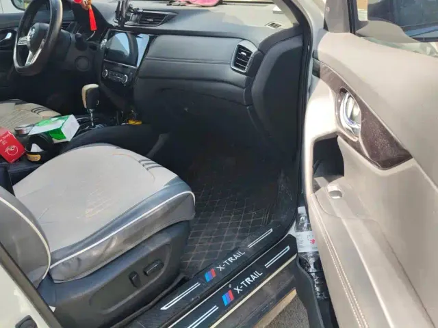 Nissan X-Trail — Фото автомобиля 8