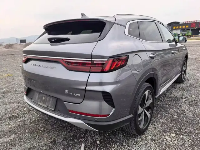 BYD Song PLUS — Фото автомобиля 9