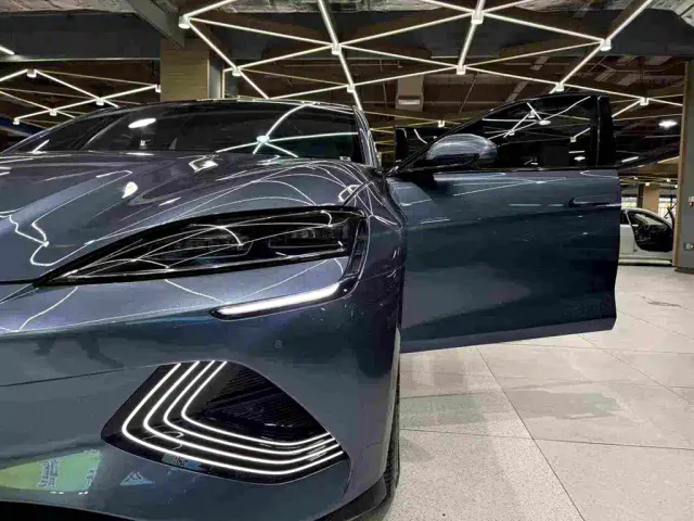 BYD Seal — Фото автомобиля 8