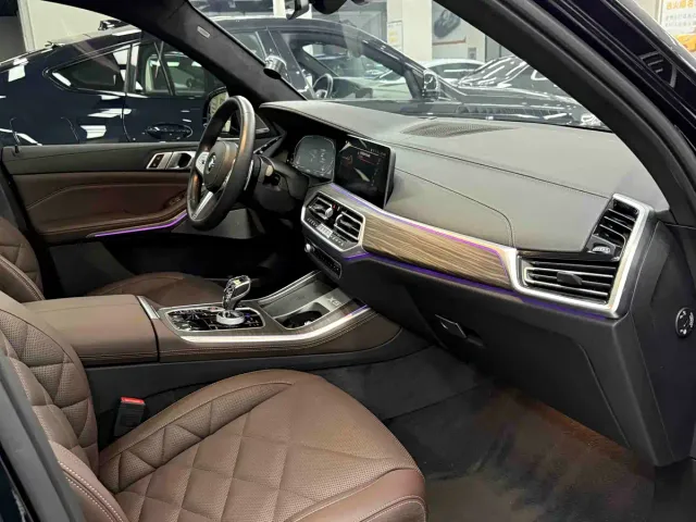 BMW X5 — Фото автомобиля 13