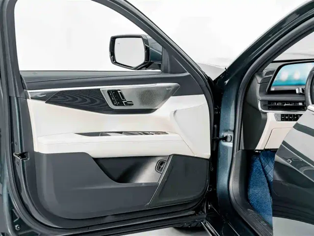 Cadillac CT6 — Фото автомобиля 16