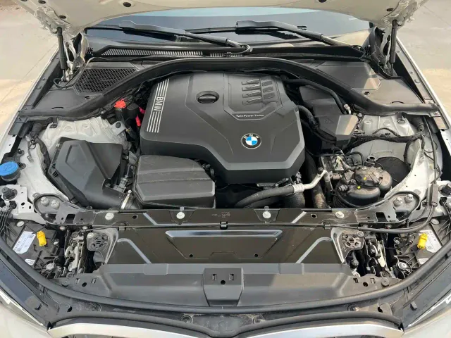 BMW 3 Series — Фото автомобиля 11