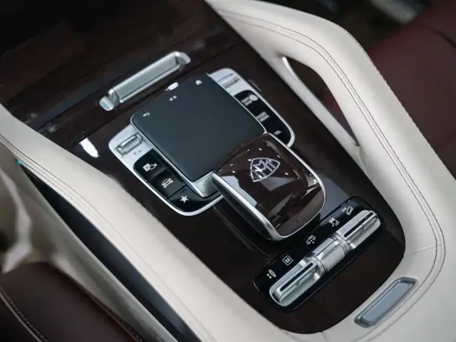 Mercedes-Benz Maybach GLS — Фото автомобиля 17