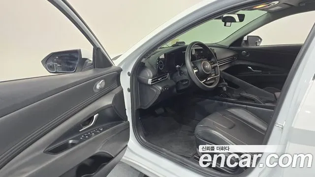 Hyundai Avante CN7 — Фото автомобиля 15