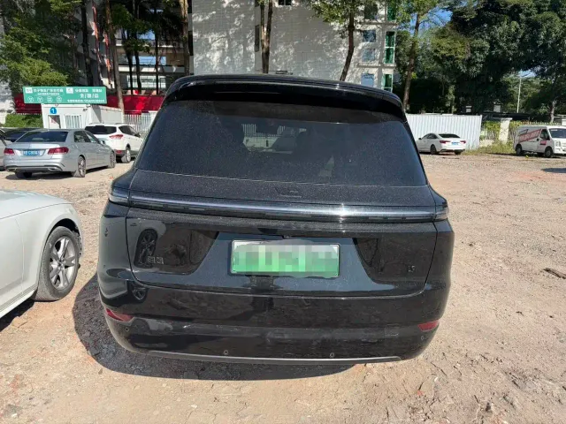 Li Auto L9 — Фото автомобиля 4