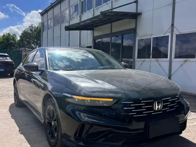 Honda Accord — Фото автомобиля 4