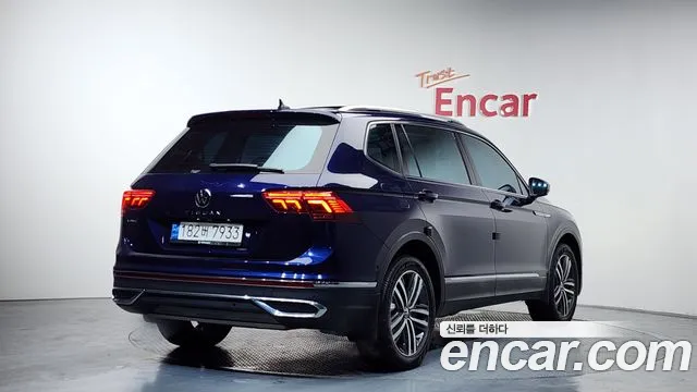 Volkswagen Tiguan — Фото автомобиля 2
