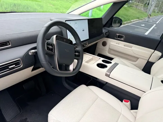 Li Auto MEGA — Фото автомобиля 4