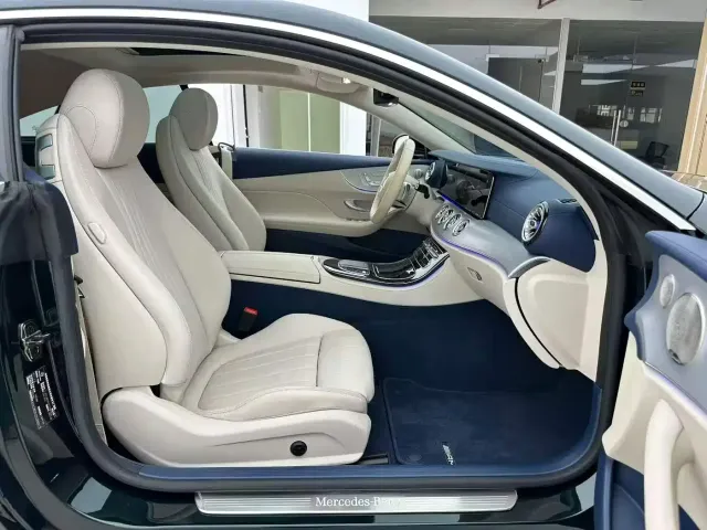 Mercedes-Benz E-Class — Фото автомобиля 4