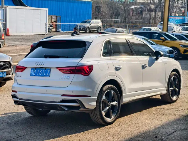 Audi Q3 — Фото автомобиля 25