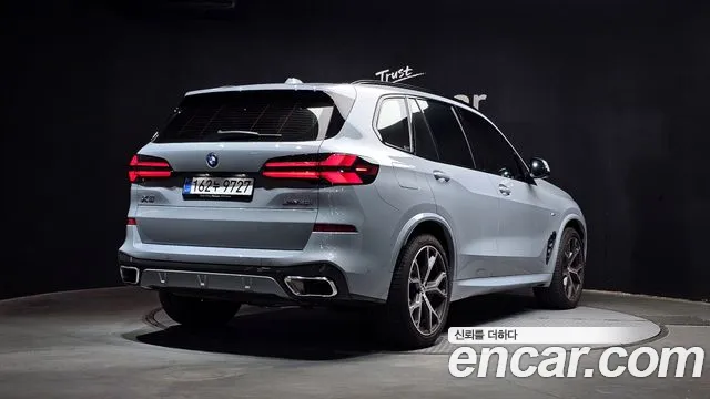 BMW X5 xDrive 40i M Sport — Фото автомобиля 2