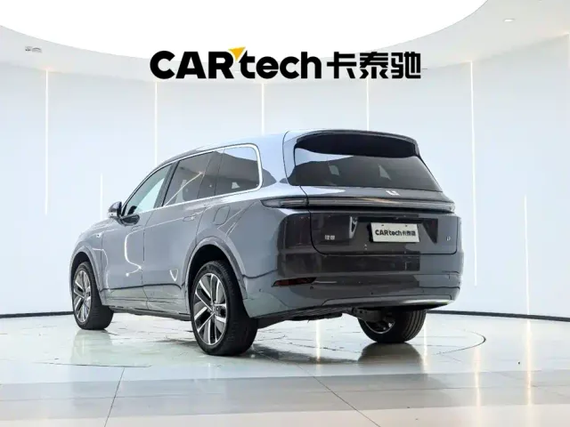 Li Auto L9 — Фото автомобиля 13
