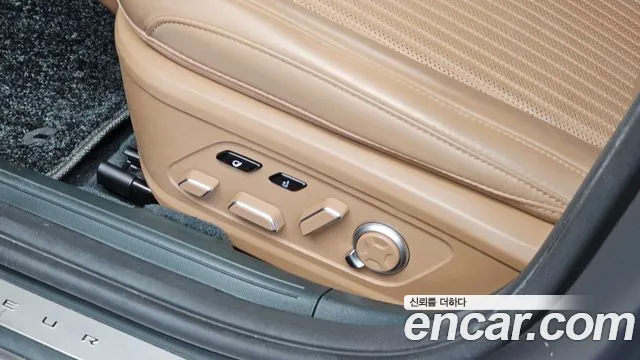 Hyundai Grandeur GN7 — Фото автомобиля 30
