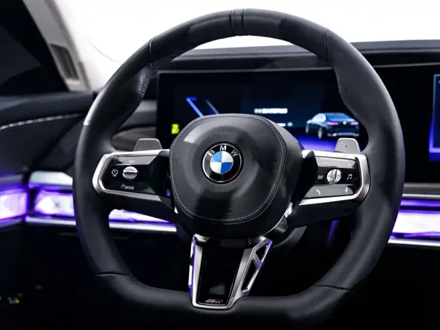 BMW 7 Series — Фото автомобиля 15