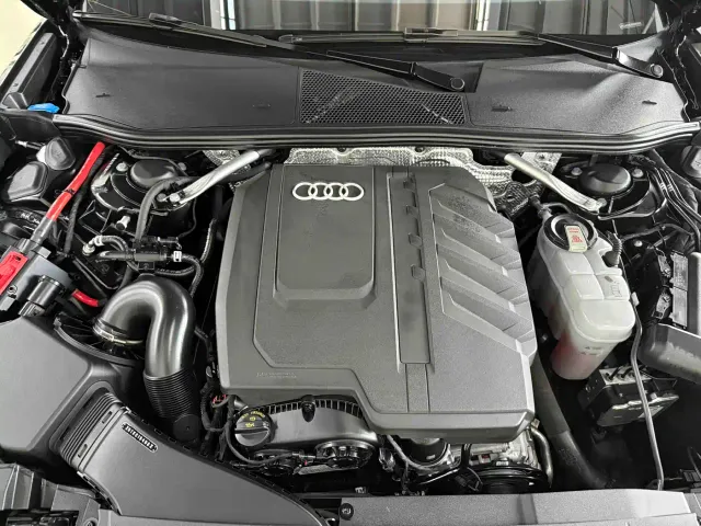 Audi A6L — Фото автомобиля 10