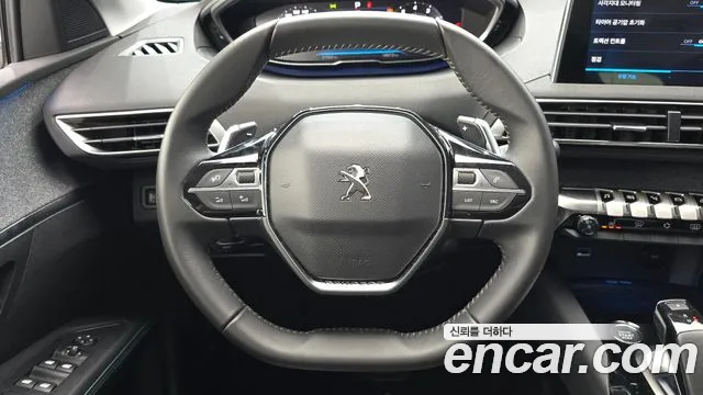 Peugeot 5008 2nd Gen — Фото автомобиля 21
