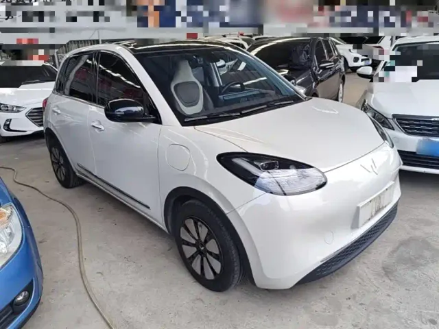 Wuling Bingo — Фото автомобиля 3