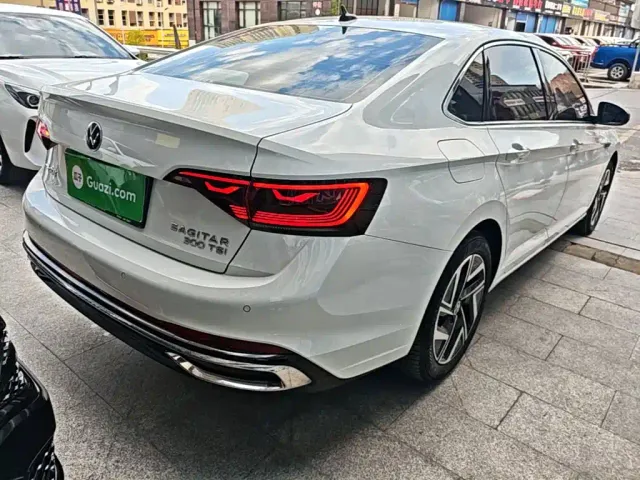 Volkswagen Sagitar — Фото автомобиля 6