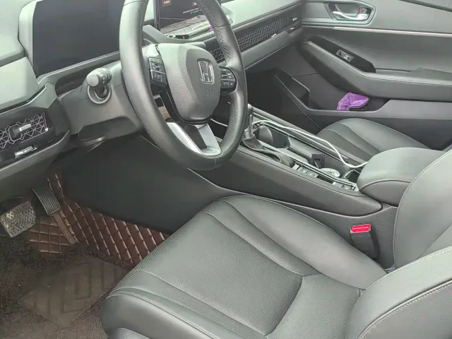 Honda Accord — Фото автомобиля 4