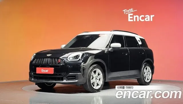 Фотография автомобиля — MINI Countryman 3rd Gen