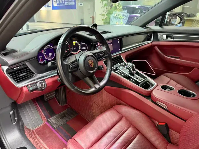 Porsche Panamera — Фото автомобиля 4