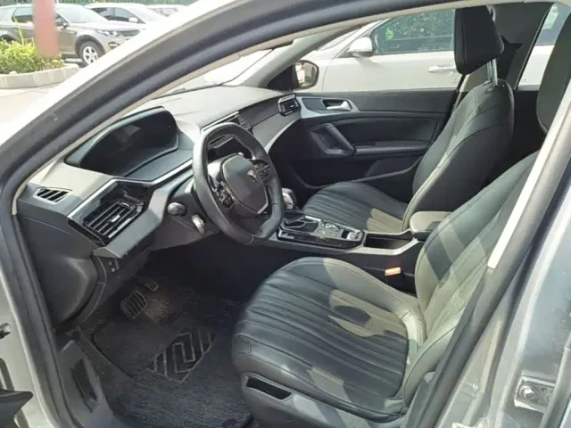 Peugeot 408 — Фото автомобиля 14