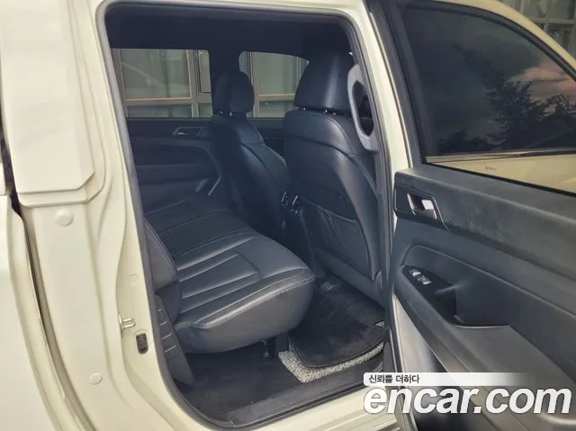 KG_Mobility_Ssangyong Rexton — Фото автомобиля 9