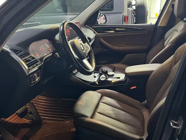 BMW X3 — Фото автомобиля 14