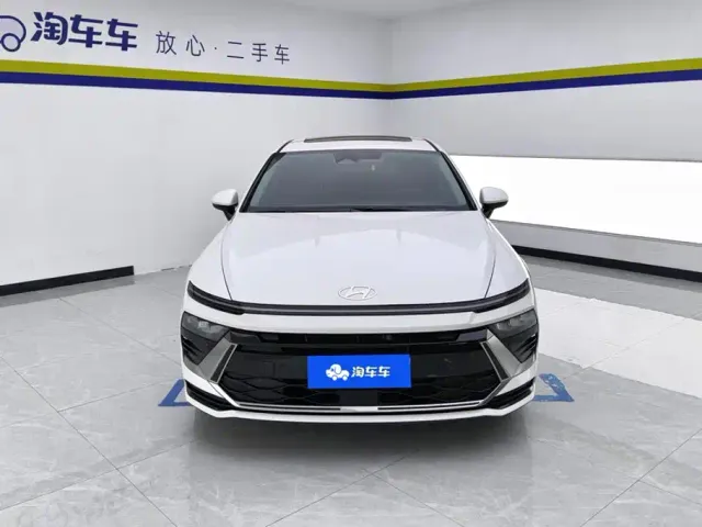 Hyundai Sonata — Фото автомобиля 2