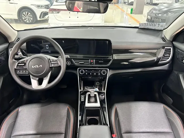 Kia Seltos — Фото автомобиля 7