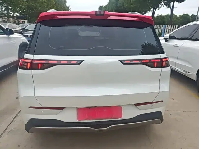 GAC Aion Y — Фото автомобиля 5