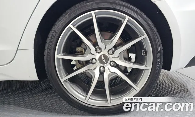 Genesis G70 New — Фото автомобиля 6