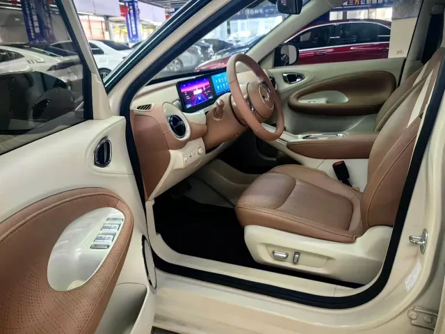 Wuling Bingo — Фото автомобиля 6