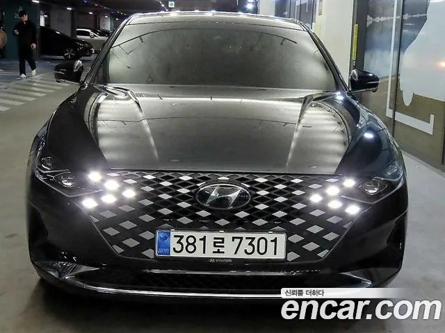 Hyundai Grandeur — Фото автомобиля 2
