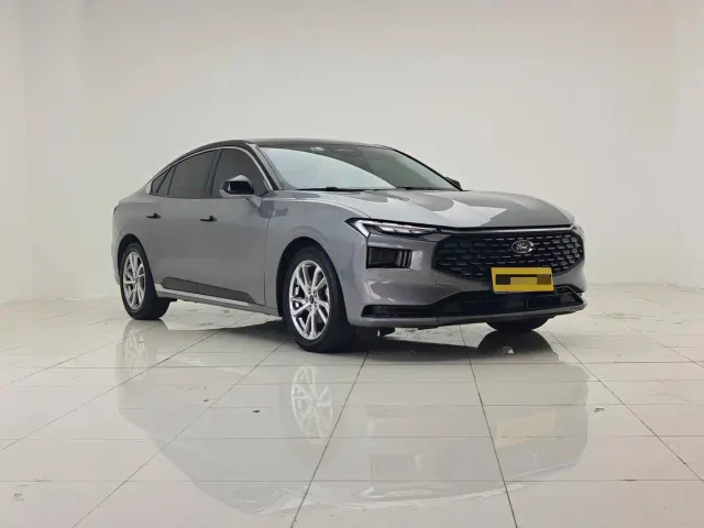 Ford Mondeo — Фото автомобиля 6