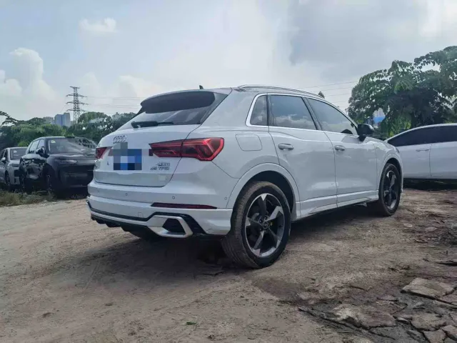 Audi Q3 — Фото автомобиля 4