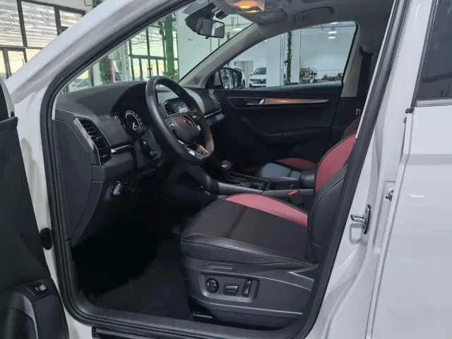 Skoda Karoq — Фото автомобиля 9