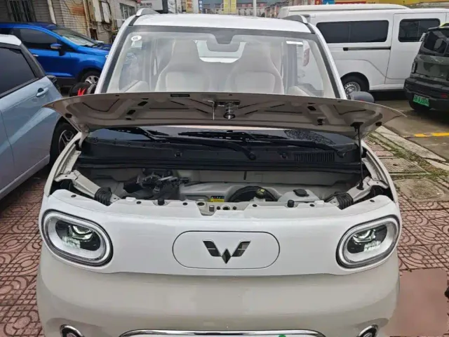 Wuling Hongguang Mini EV — Фото автомобиля 18