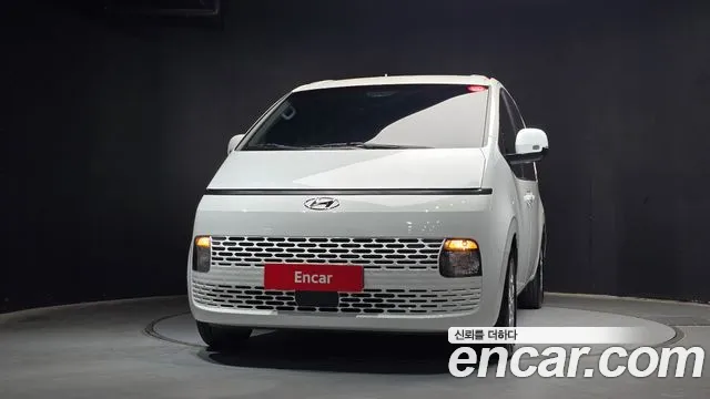 Hyundai Staria Staria Карго 5 мест — Фото автомобиля 3
