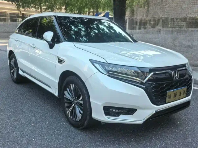 Honda UR-V — Фото автомобиля 2
