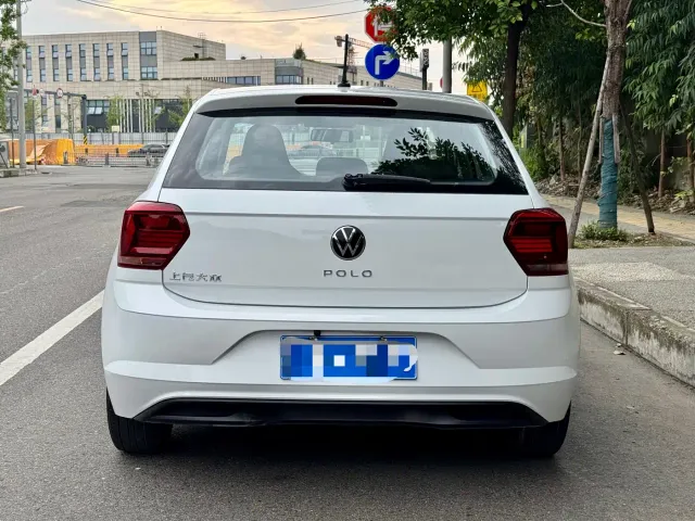 Volkswagen Polo — Фото автомобиля 18