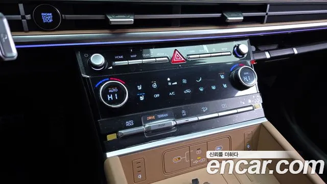 Hyundai Santa Fe MX5 — Фото автомобиля 23