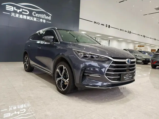 BYD Tang — Фото автомобиля 3