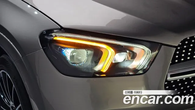 Mercedes-Benz GLE-Class — Фото автомобиля 18